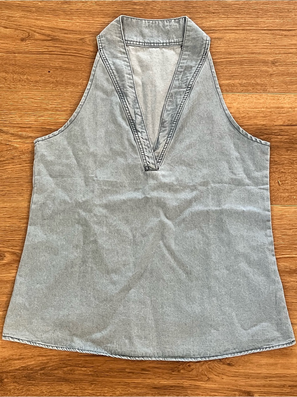 Sleeveless V-Neck DenimTank Top - Light Blue